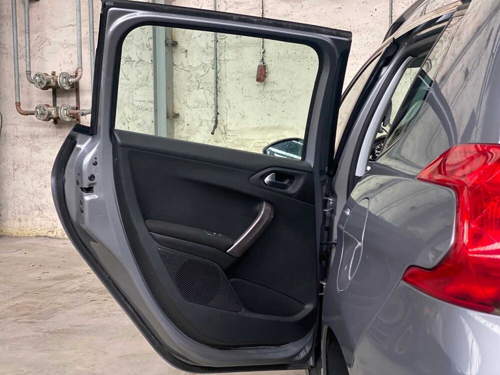 Peugeot 2008 1.2 VTi Act. Pack Pr 82hp 2014, PP-124-B