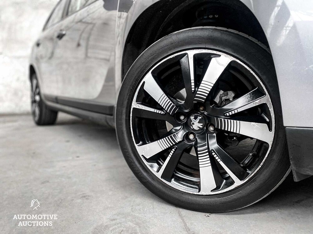 Peugeot 2008 1.2 VTi Act. Pack Pr 82hp 2014, PP-124-B