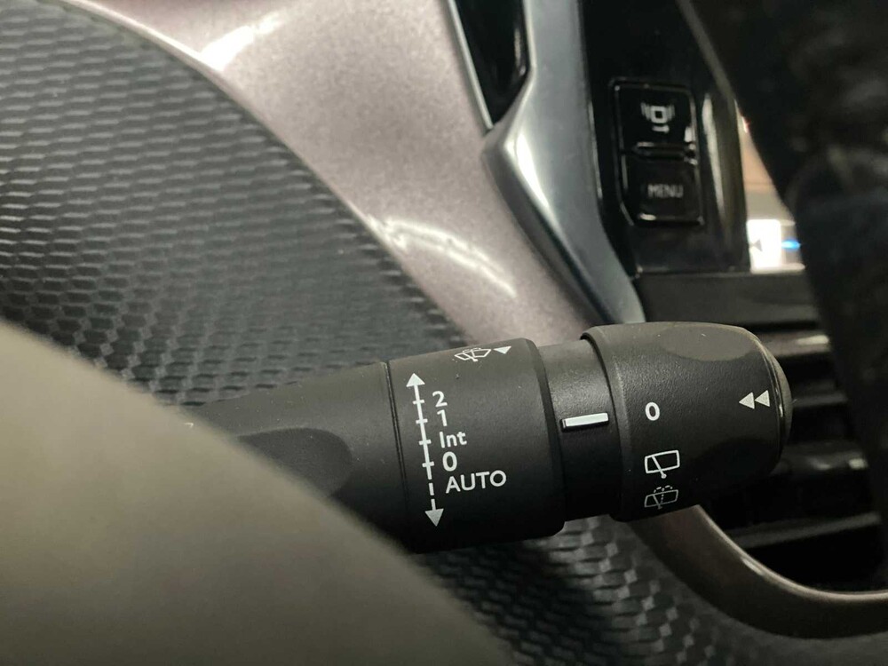 Peugeot 2008 1.2 VTi Act. Pack Pr 82hp 2014, PP-124-B