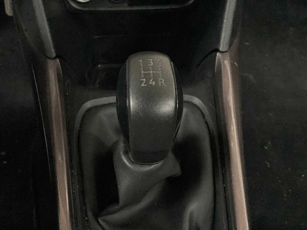 Peugeot 2008 1.2 VTi Act. Pack Pr 82hp 2014, PP-124-B