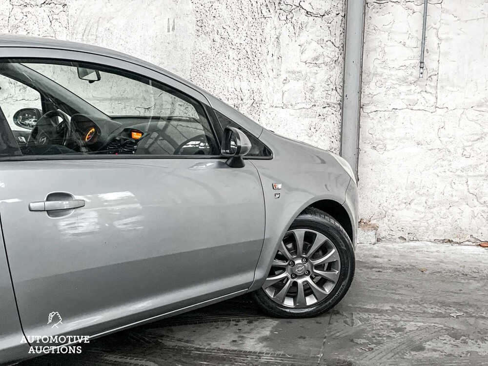 Opel Corsa 1.2 16V 111 Edition 86pk 2010 -Orig. NL-, 75-LVG-9