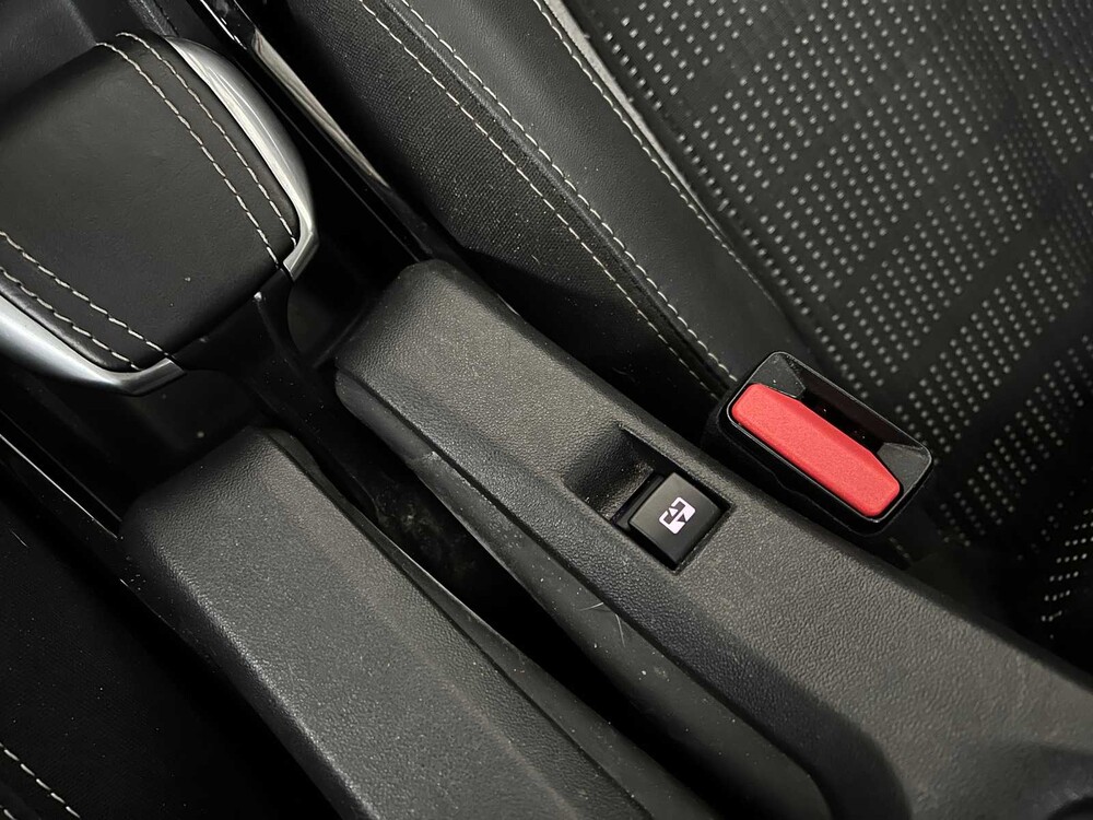 Peugeot 2008 1.2 PureTech Allure 110PS 2016 -Orig. -NL-, KB-432-R