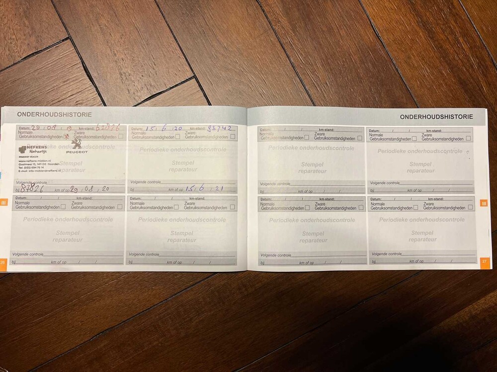 Peugeot 2008 1.2 PureTech Allure 110PS 2016 -Orig. -NL-, KB-432-R