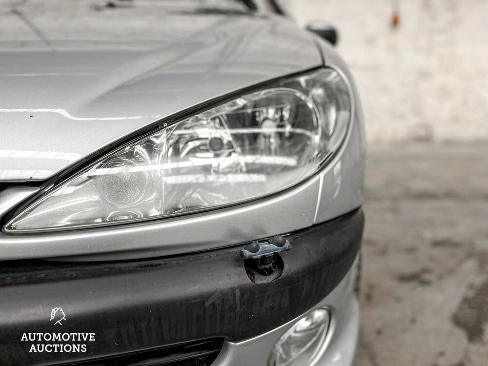 Peugeot 206 CC 2.0-16V 136hp 2002, 58-JNT-9