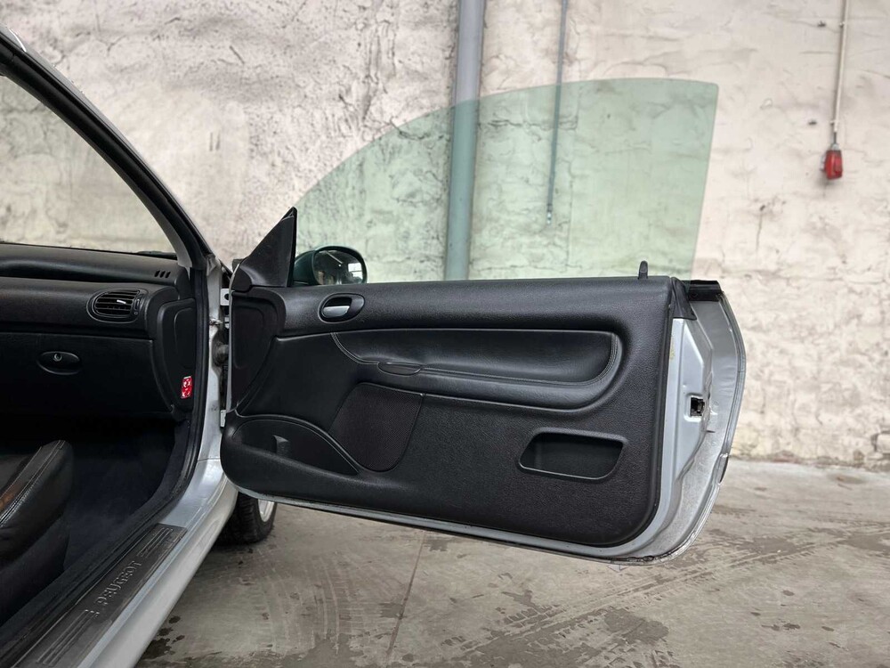 Peugeot 206 CC 2.0-16V 136hp 2002, 58-JNT-9