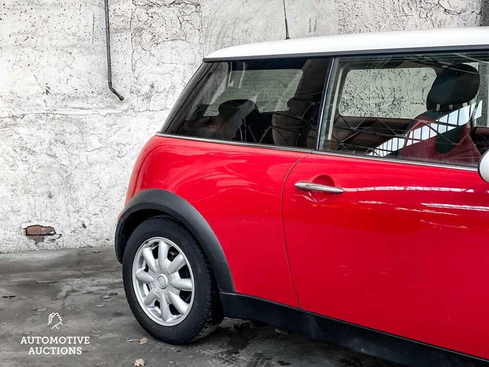 Mini Cooper Pepper 1.6 116hp 2004 -Orig. NL-, 17-PH-ZL