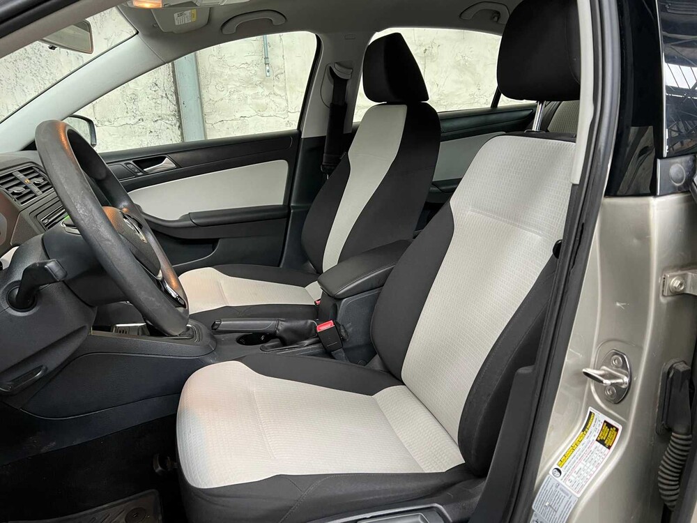 Volkswagen Jetta 2.0 S SOHC 154hp 2015