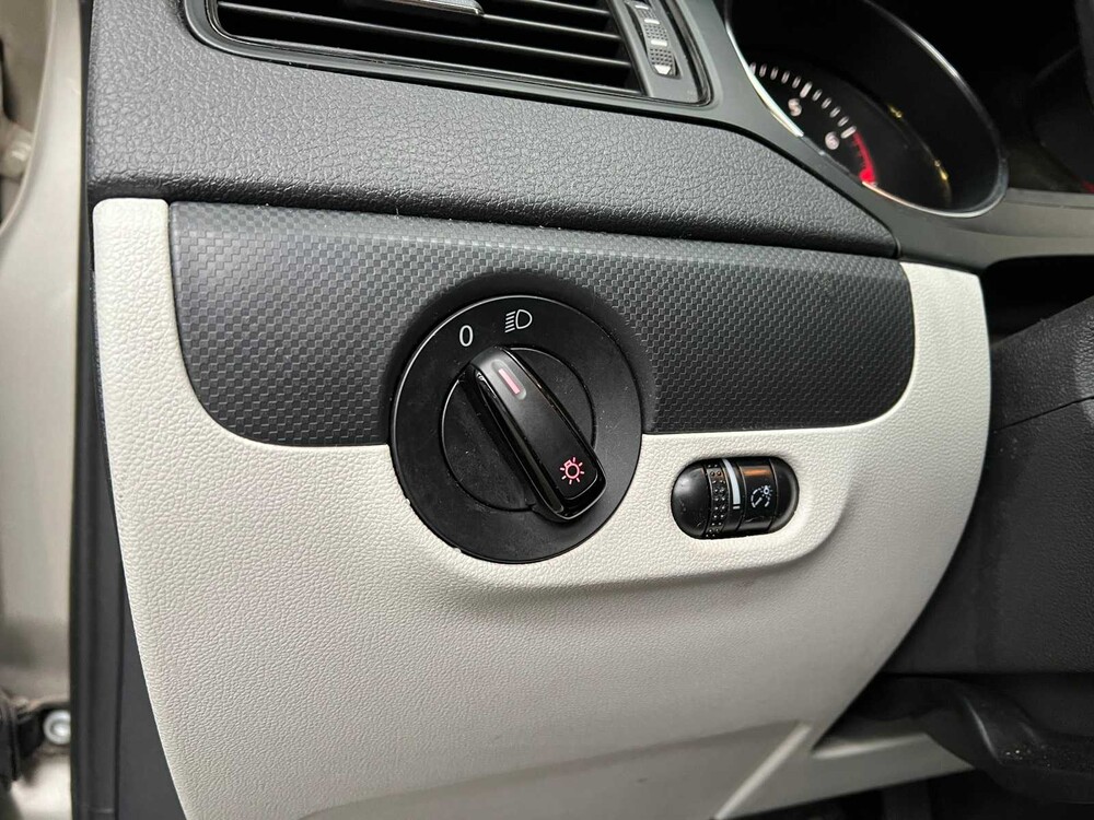 Volkswagen Jetta 2.0 S SOHC 154hp 2015