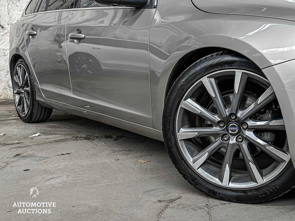 Volvo V60 2.0 T5 Ocean Race 245pk 2015 245pk 2015, N-183-LT