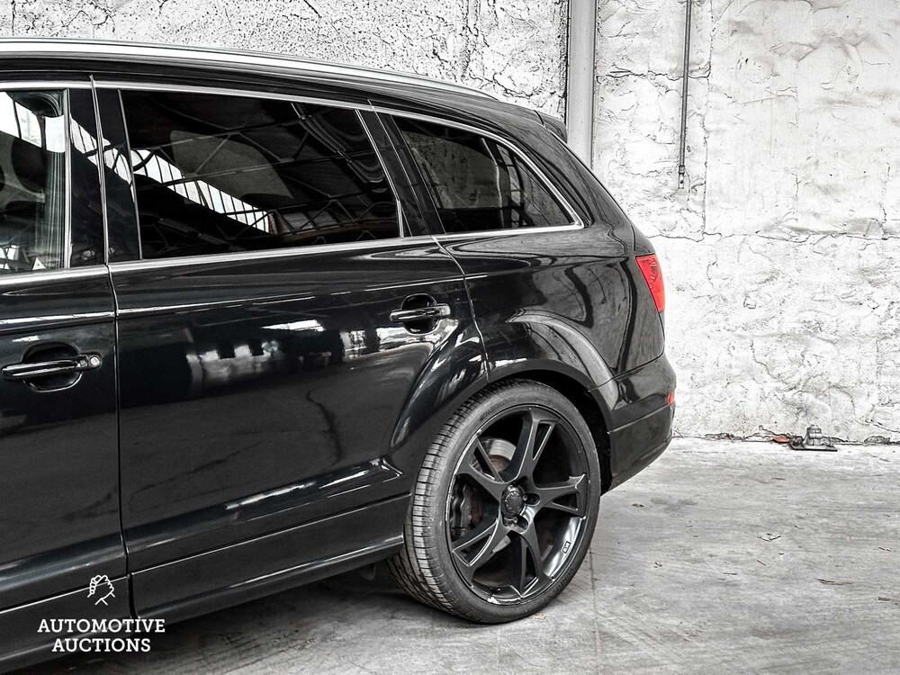 Audi Q7 TDI quattro 4.2 V8 326hp 2007, S-182-BB