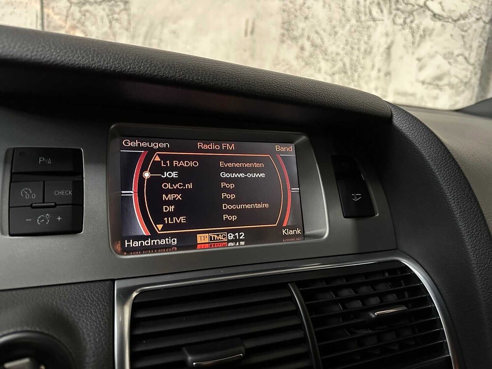 Audi Q7 TDI quattro 4.2 V8 326hp 2007, S-182-BB