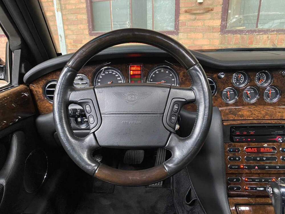 Bentley Arnage 6.8 V8 T 457PS (Facelift) 457PS 2006 YOUNGTIMER