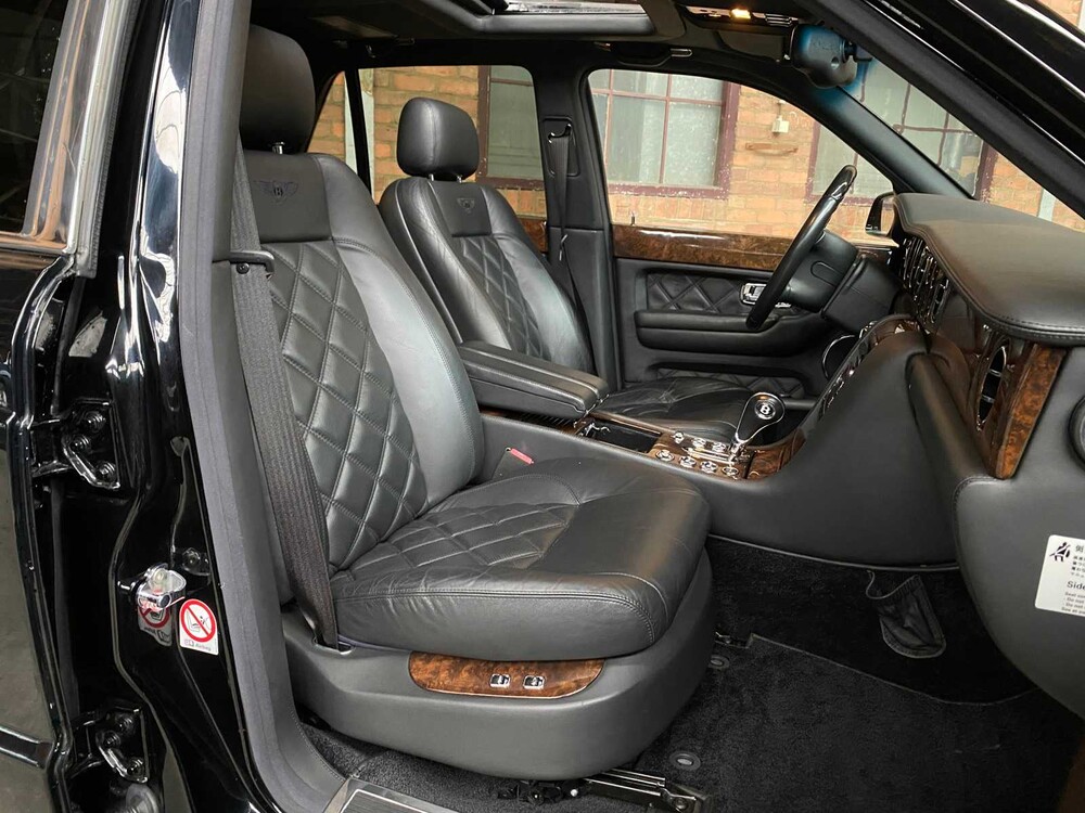 Bentley Arnage 6.8 V8 T 457PS (Facelift) 457PS 2006 YOUNGTIMER