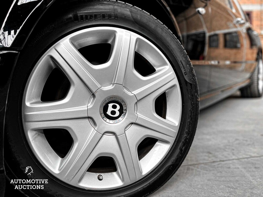 Bentley Arnage 6.8 V8 T 457PS (Facelift) 457PS 2006 YOUNGTIMER