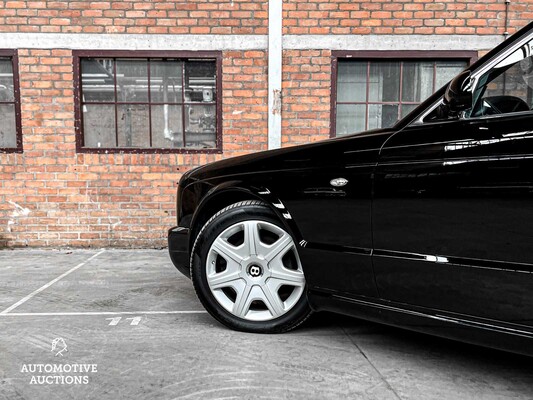 Bentley Arnage 6.8 V8 T 457PS (Facelift) 457PS 2006 YOUNGTIMER