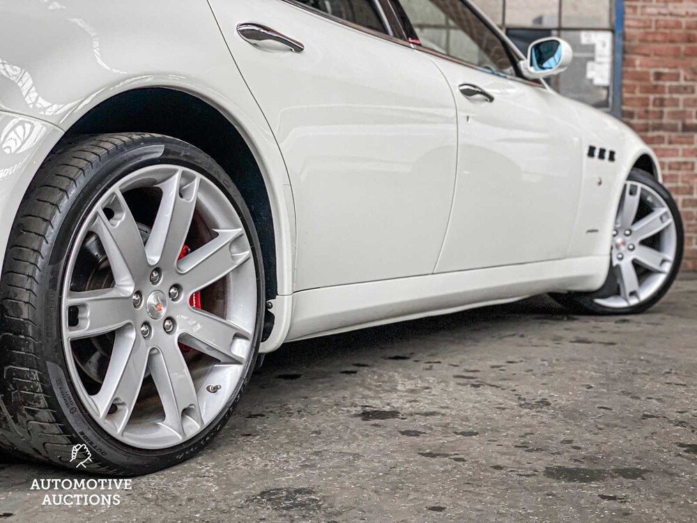 Maserati Quattroporte 4.2 V8 Sport GT 401PS ZF 2007