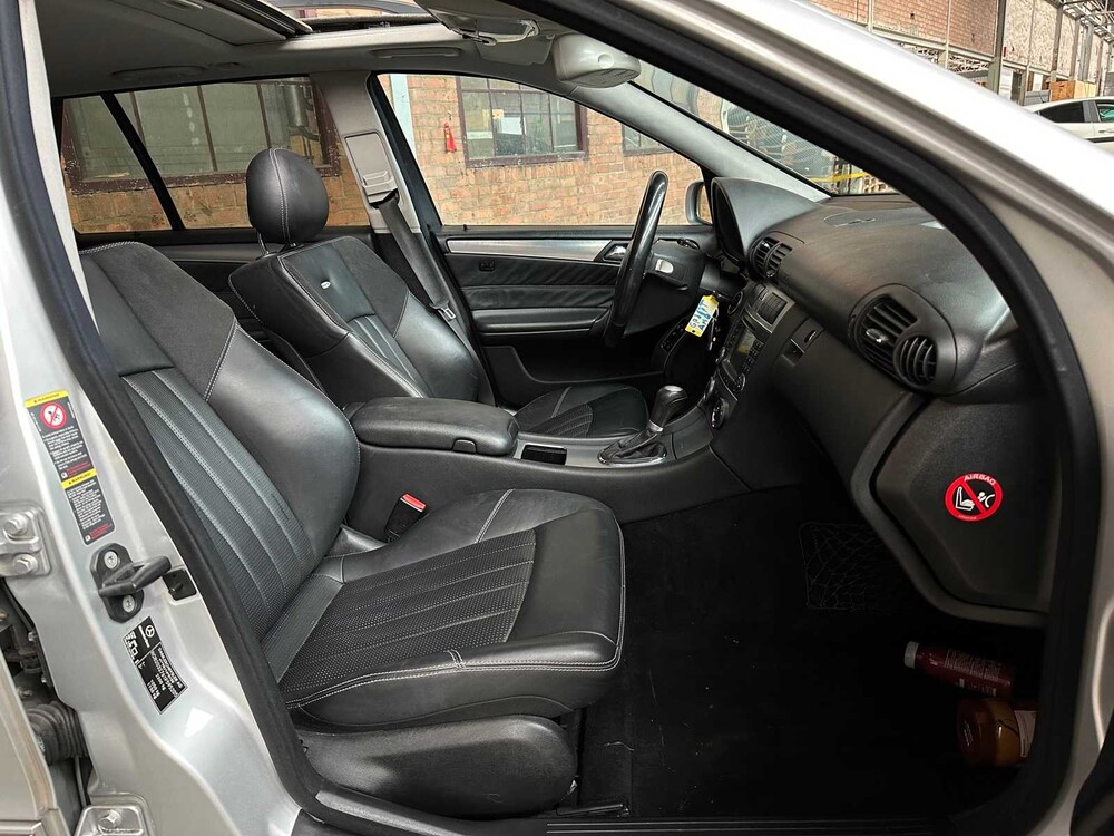 Mercedes-Benz C55 AMG 5.5 V8 367PS 2004 C-Klasse Kombi, GP-367-T