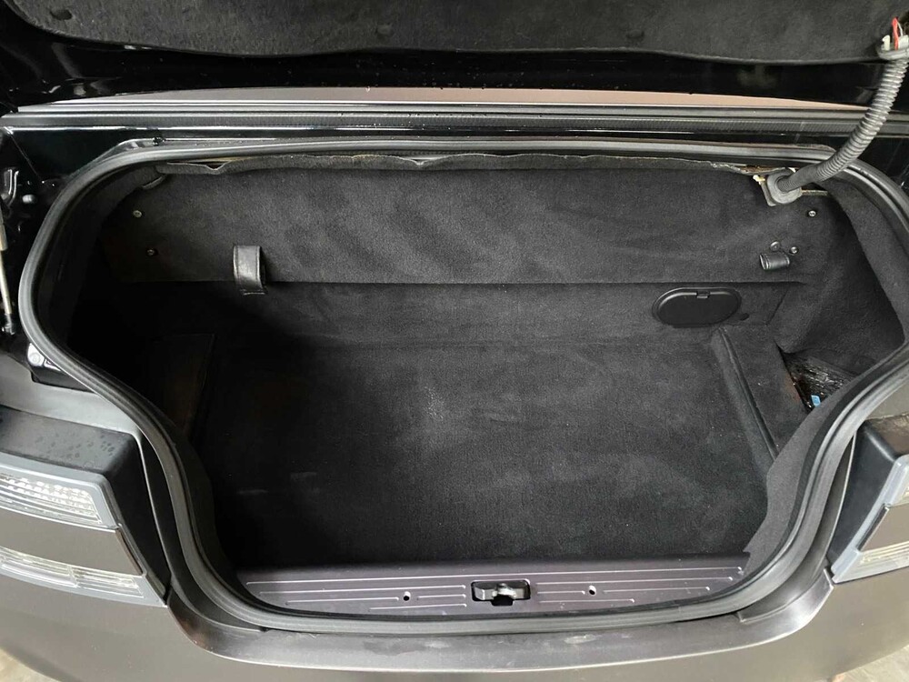 Aston Martin DB9 Cabriolet 5.9 V12 2007 -Youngtimer-