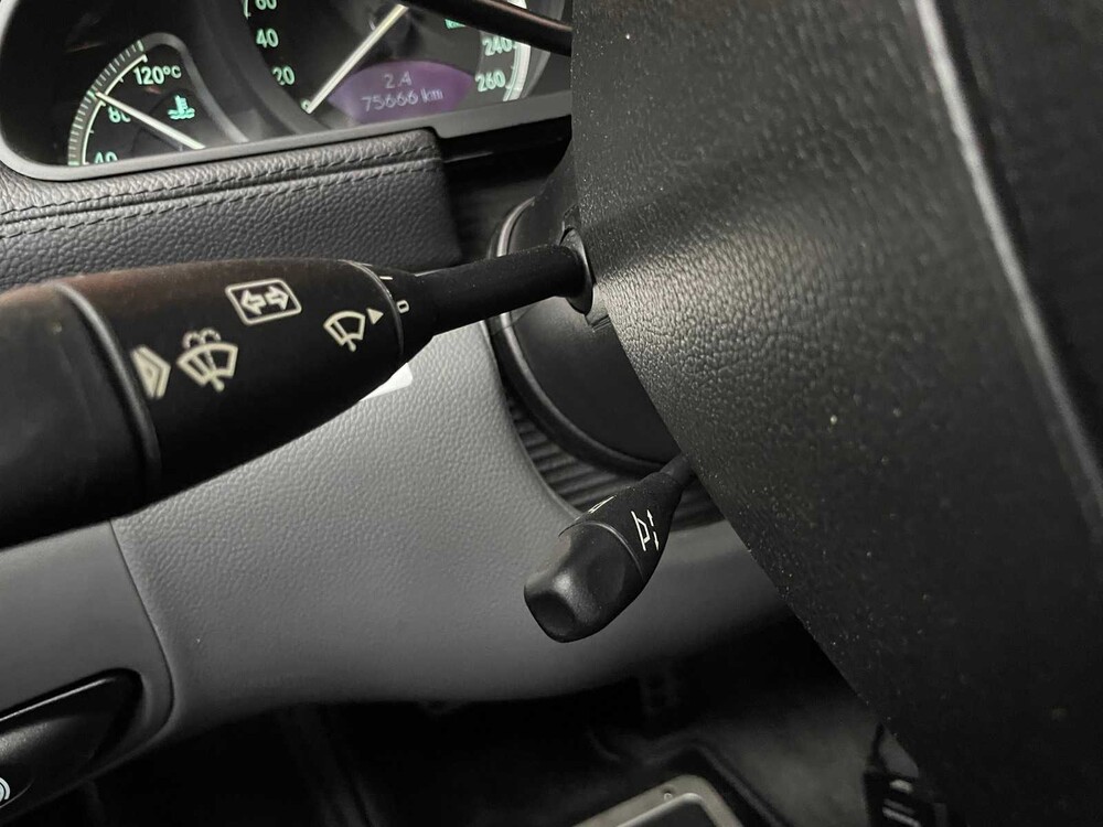 Mercedes-Benz SL500 5.0 V8 306PS 2002 Youngtimer