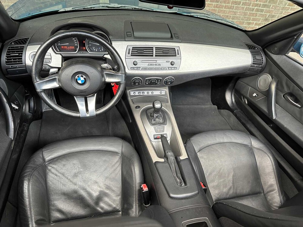 BMW Z4 Roadster 3.0 231PS 2004 SMG -Youngtimer-