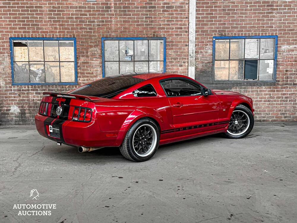 Ford Mustang Coupe 4.0 V6 Deluxe 212PS 2005 -Youngtimer-