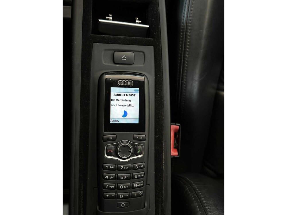 Audi S8 5.2 V10 Pro Line 450PS 2006, KS-763-K