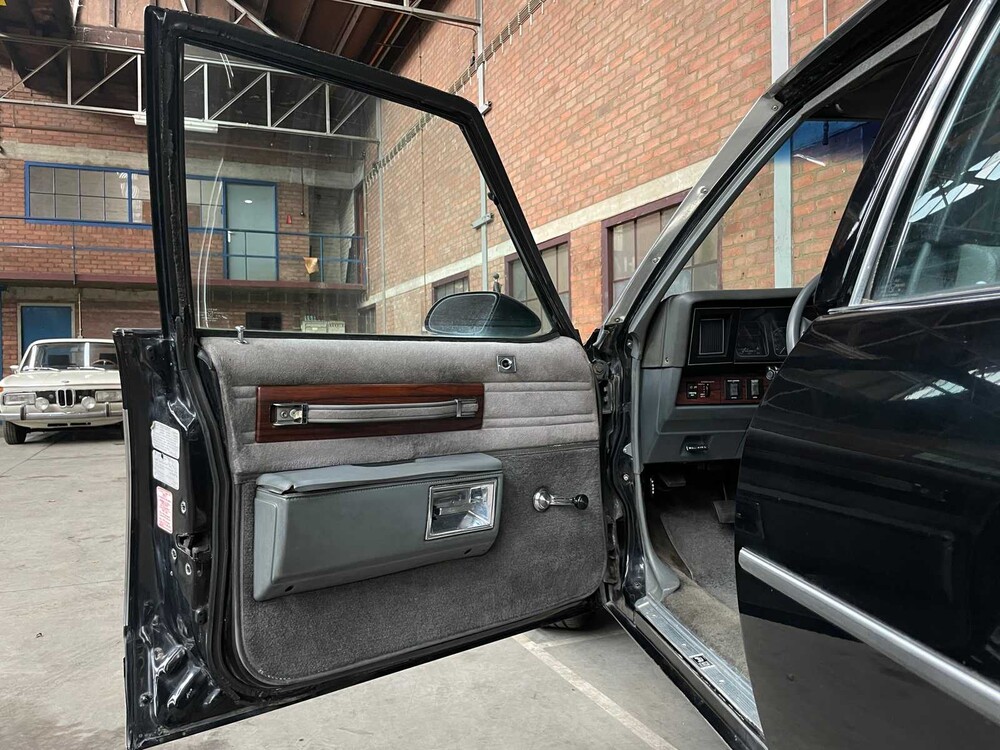 Chevrolet USA Caprice 5.0 Kombi 143PS 1987 ORIG-DE -Leichenwagen-, RX-36-TD