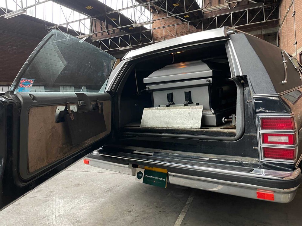 Chevrolet USA Caprice 5.0 Kombi 143PS 1987 ORIG-DE -Leichenwagen-, RX-36-TD