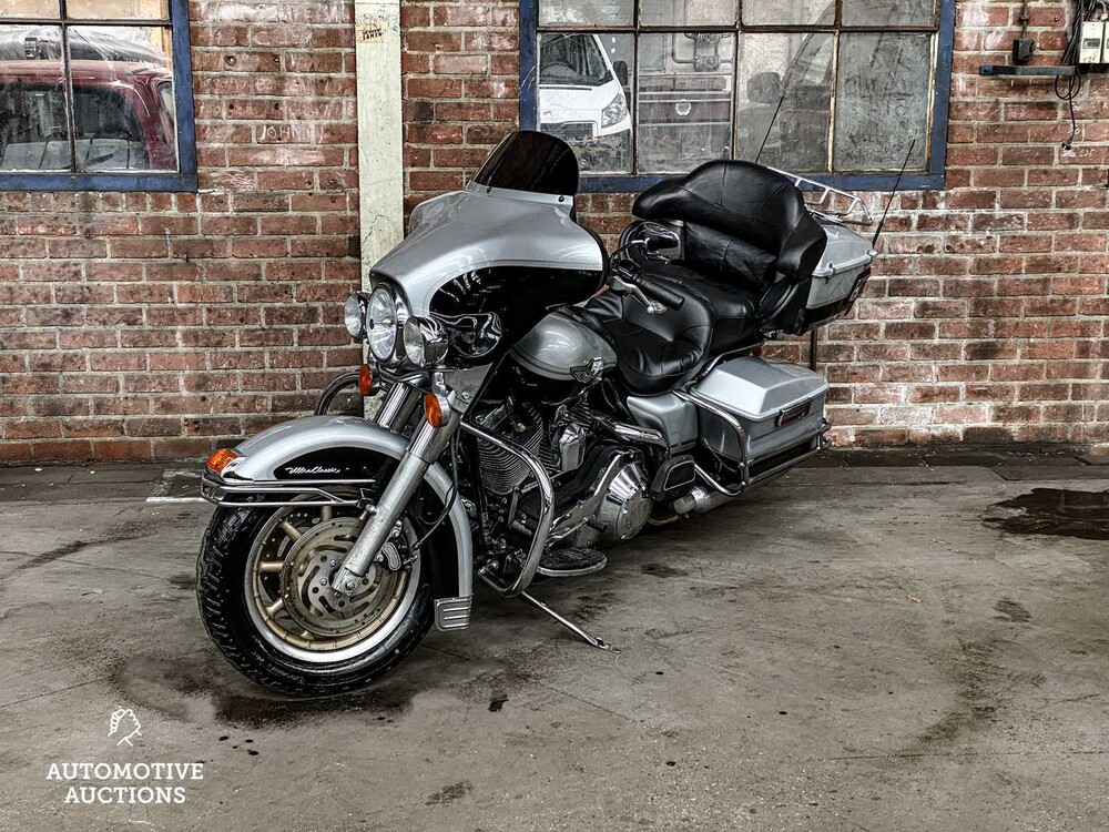 Harley Davidson FLHTCUI Electra Glide Ultra Classic Jubiläums-Motorkreuzer