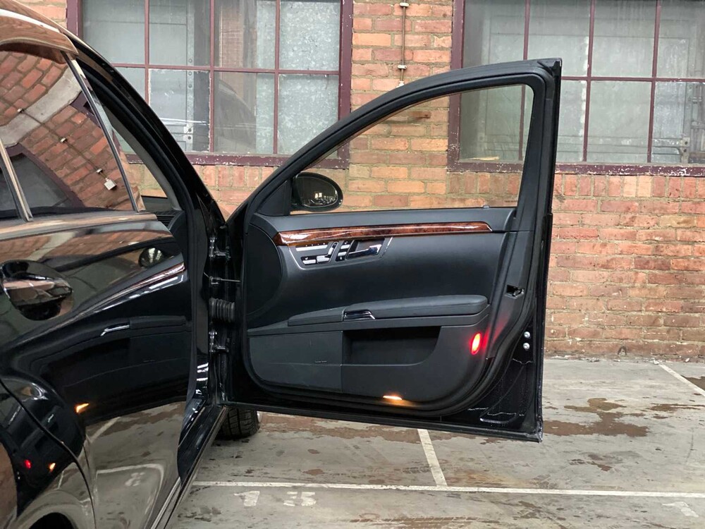 Mercedes-Benz S500 Long 5.5 V8 388PS 2005 S-Klasse 