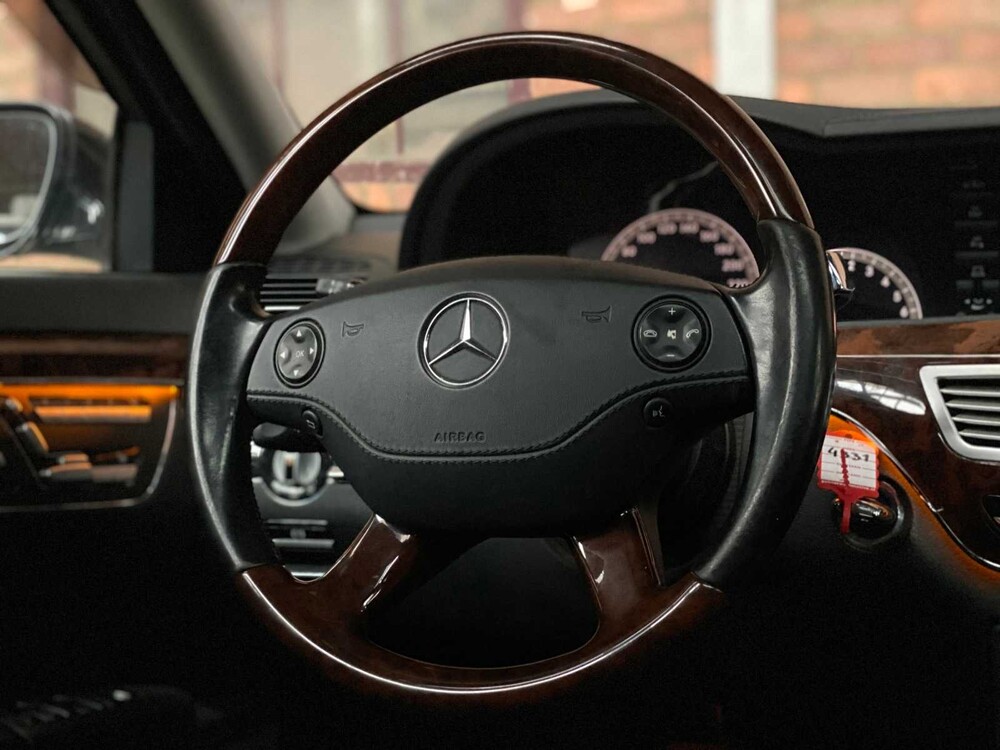 Mercedes-Benz S500 Long 5.5 V8 388PS 2005 S-Klasse 