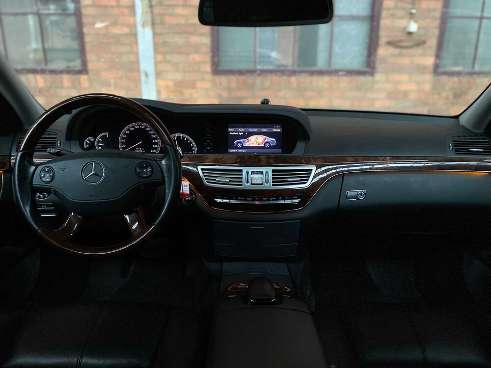 Mercedes-Benz S500 Long 5.5 V8 388PS 2005 S-Klasse 