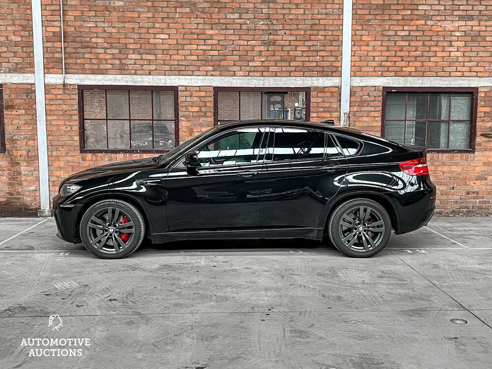 BMW X6M 4.4 V8 555hp 2011