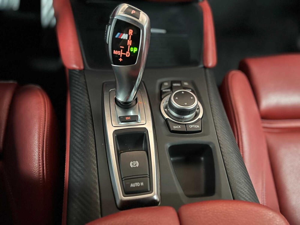 BMW X6M 4.4 V8 555hp 2011