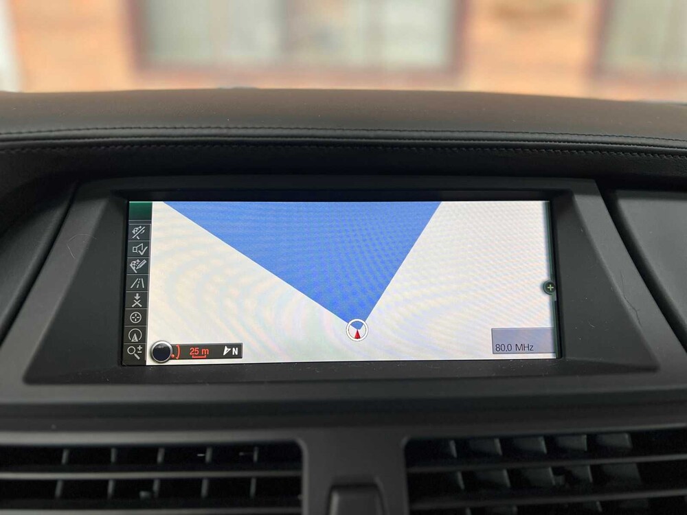 BMW X6M 4.4 V8 555hp 2011