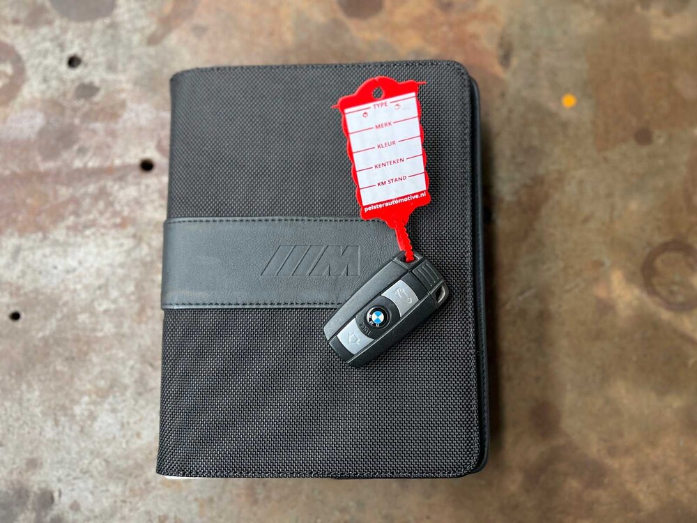 BMW X6M 4.4 V8 555hp 2011