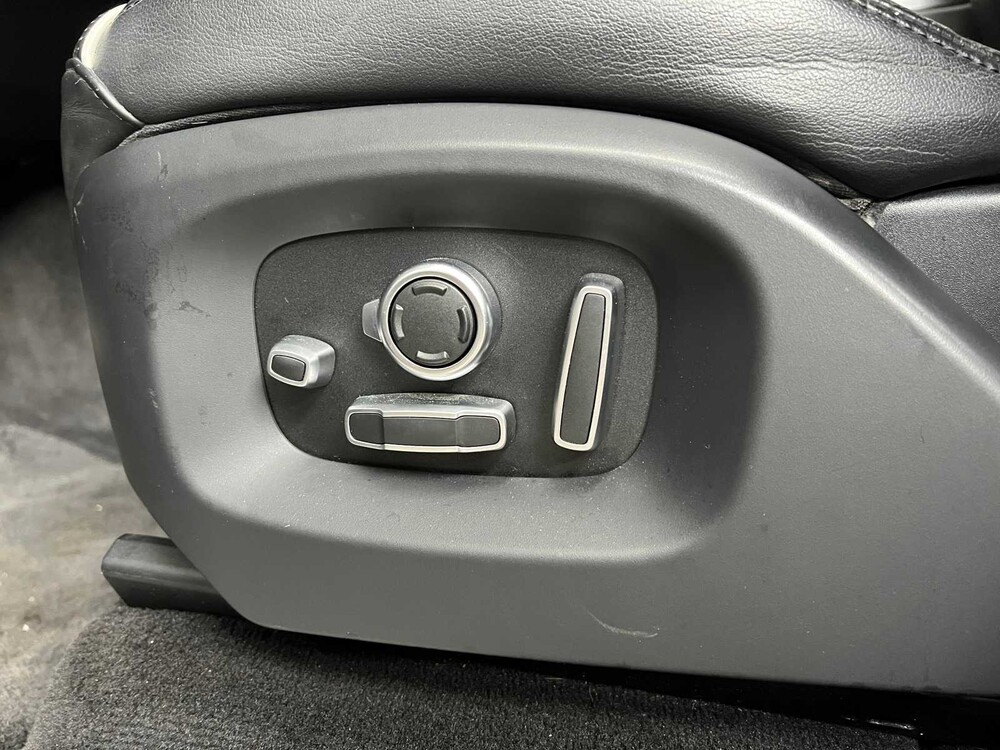 Land Rover Range Rover Sport SVR 5.0 V8 Supercharged 551hp 2016, NK-709-L