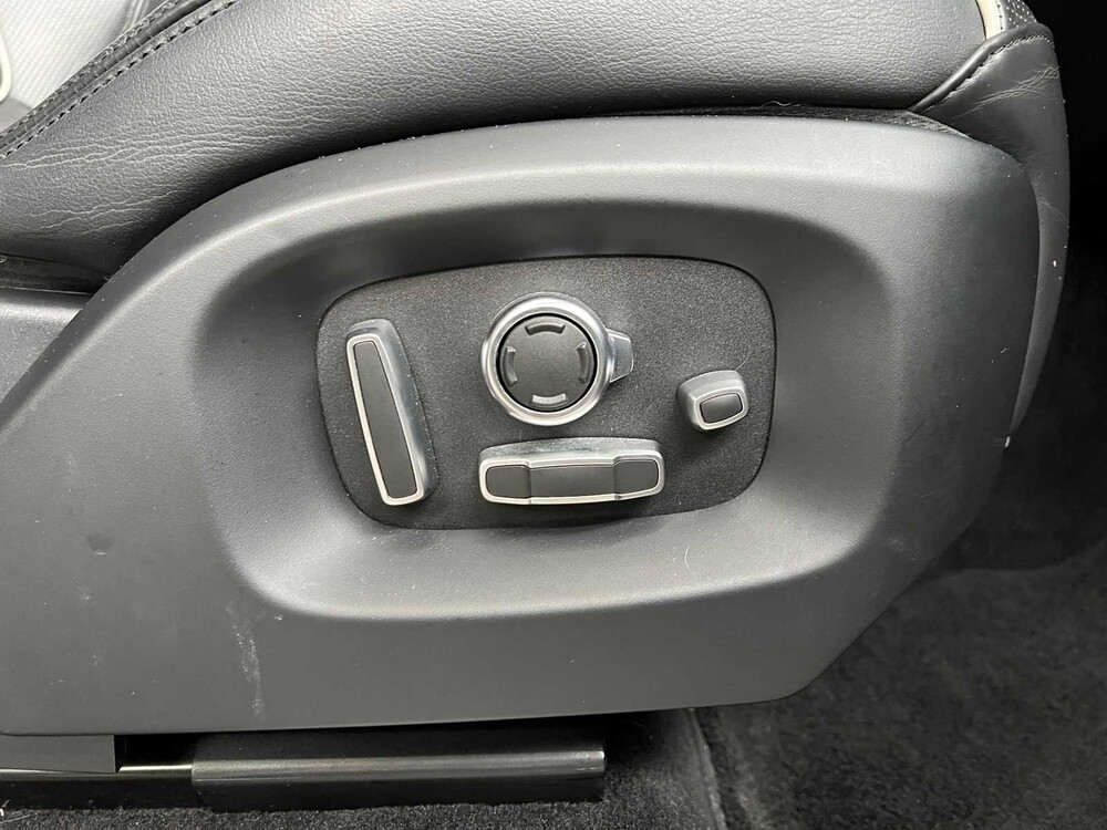 Land Rover Range Rover Sport SVR 5.0 V8 Supercharged 551hp 2016, NK-709-L