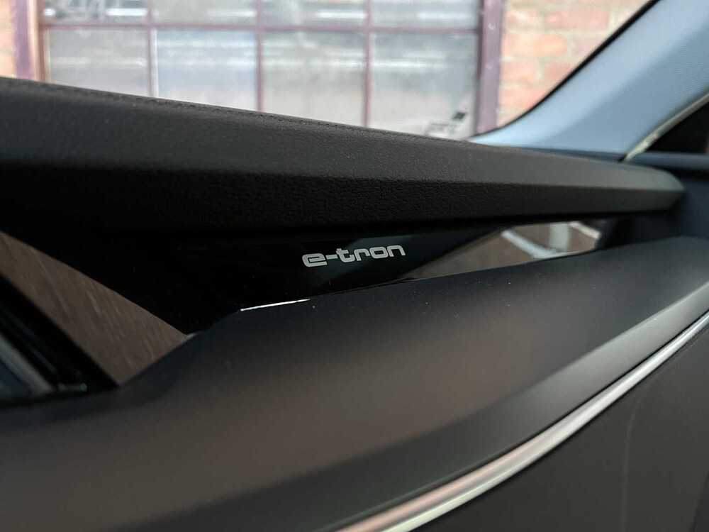 Audi E-Tron 55 Quattro Business Edition Plus 95 kWh 408hp 2021, X-282-BG