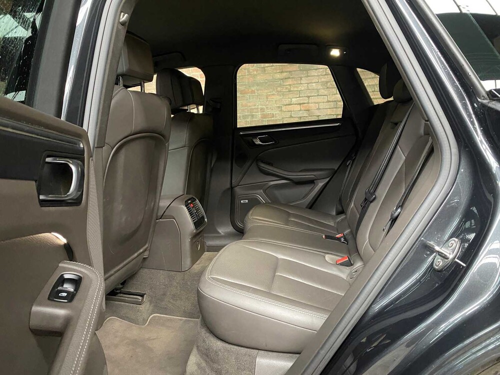 Porsche Macan 2.0 245PS 2019, H-539-VJ