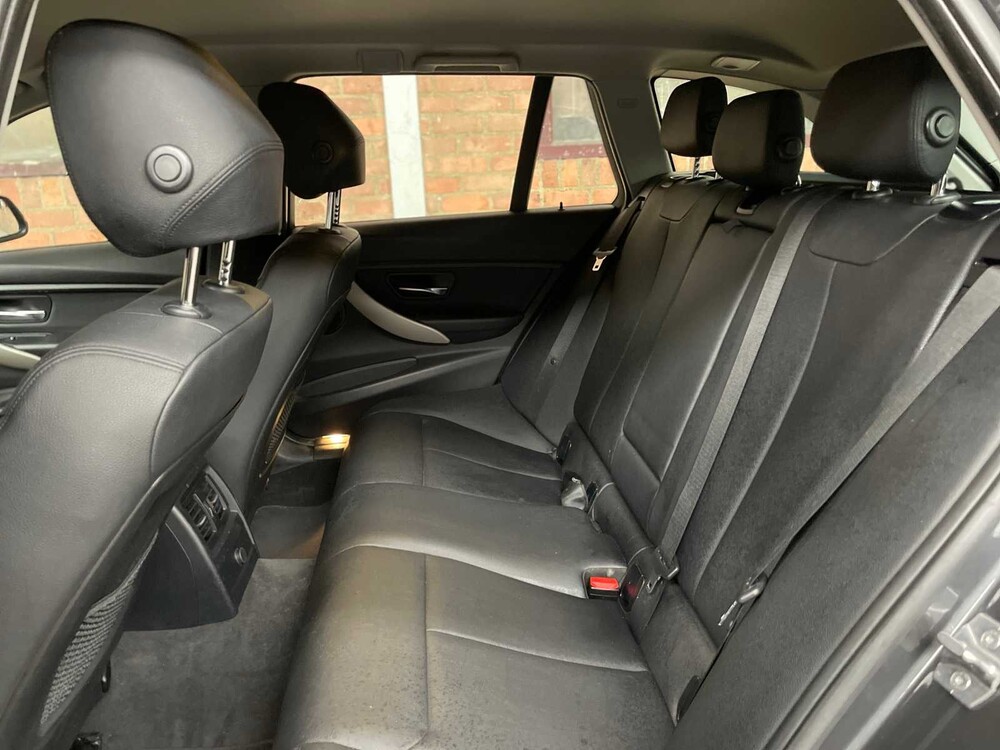 BMW 318d Touring 143pk 2015 3-Serie