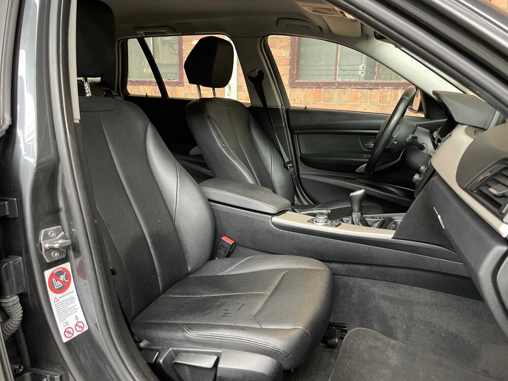 BMW 318d Touring 143pk 2015 3-Serie