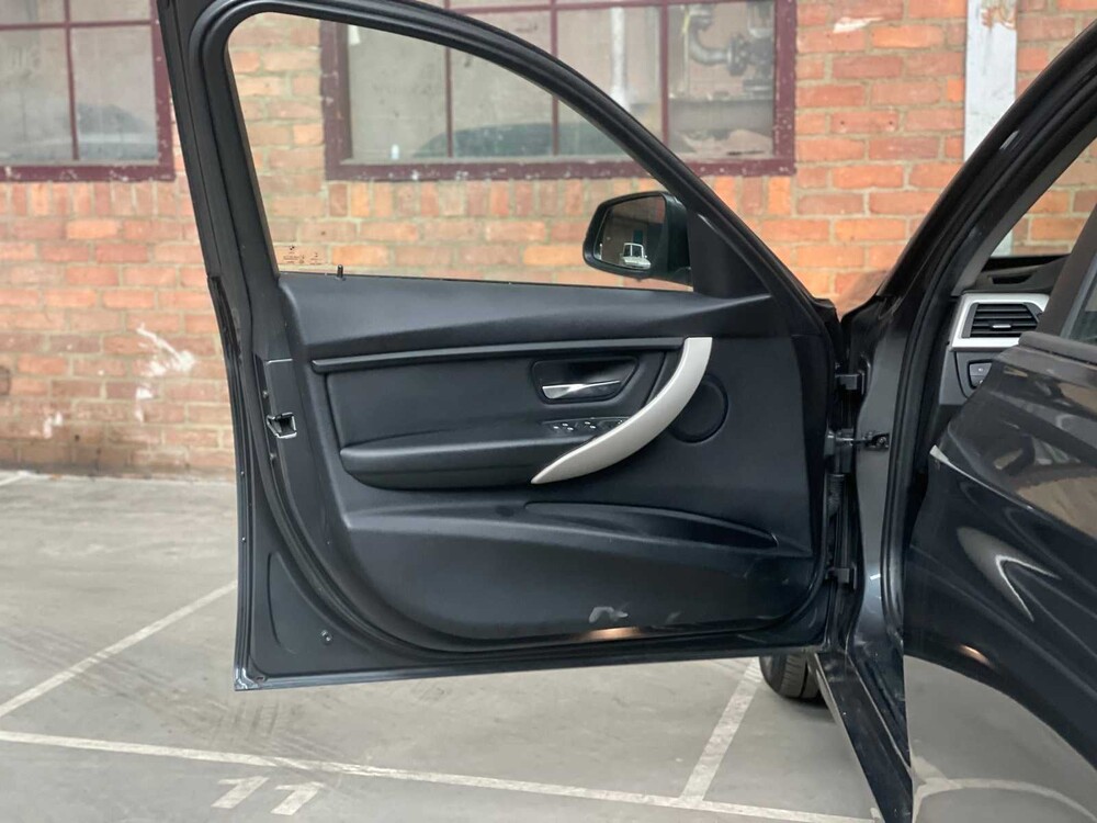 BMW 318d Touring 143pk 2015 3-Serie