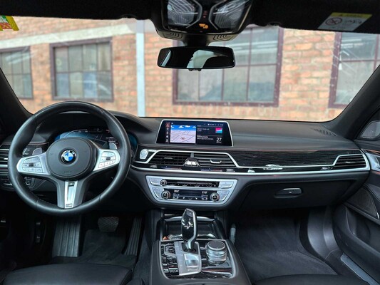 BMW 740i High Executive 340pk 2019 ORIG-NL 7-serie, ZD-767-V