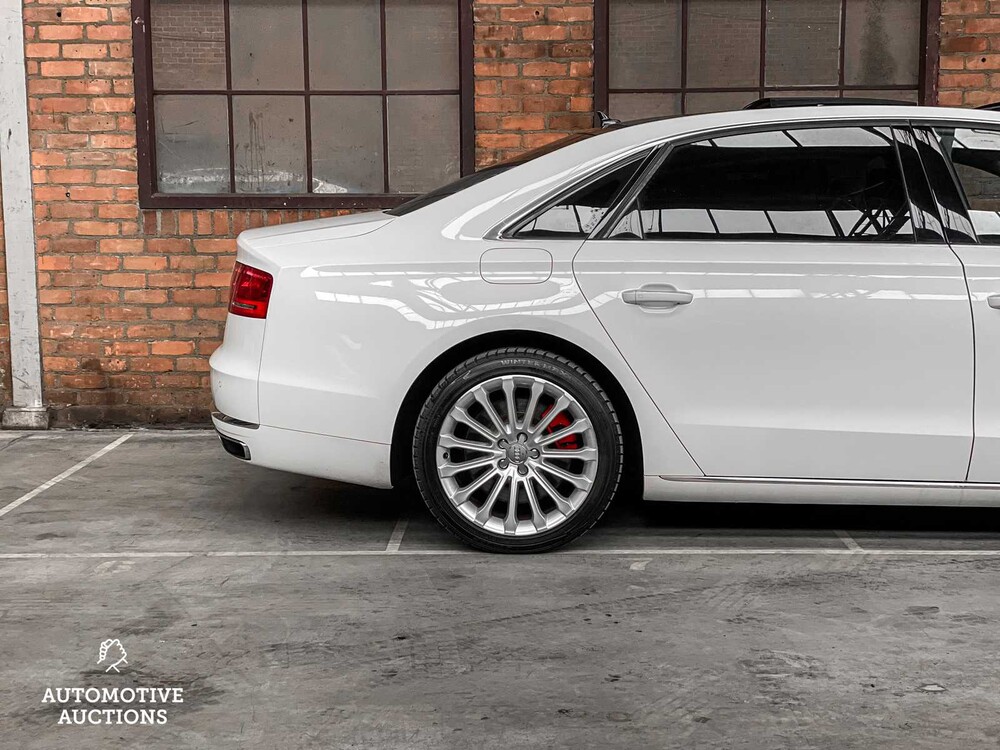 Audi A8 Long 6.3 W12 Quattro 500hp 2012