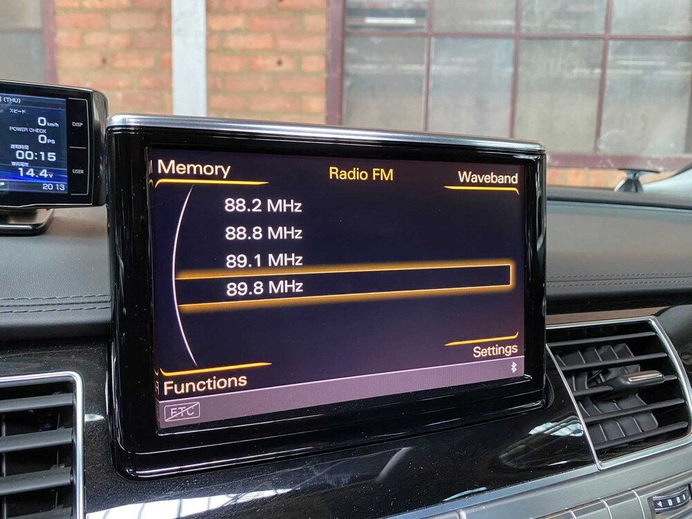 Audi A8 Long 6.3 W12 Quattro 500hp 2012