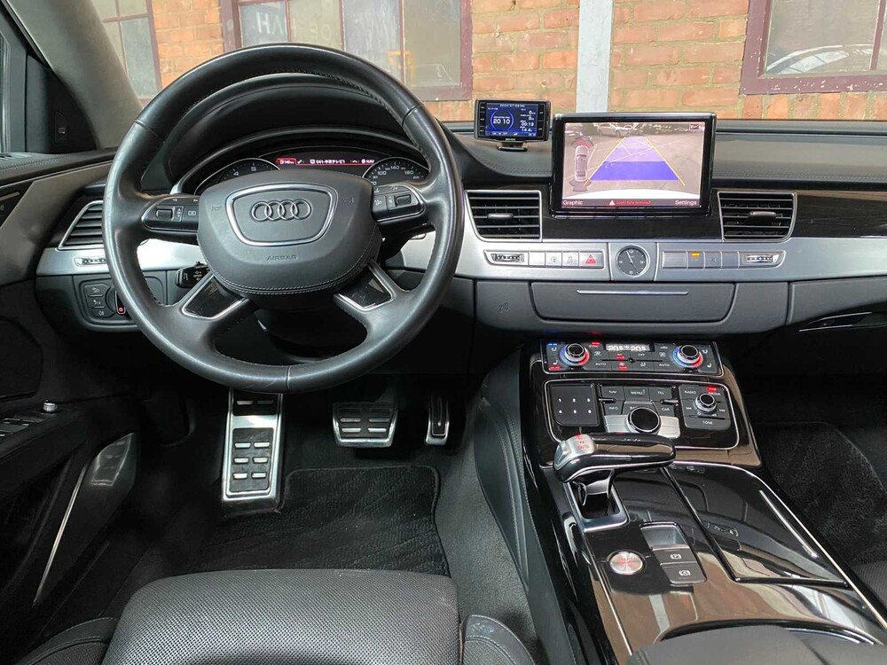 Audi A8 Long 6.3 W12 Quattro 500hp 2012