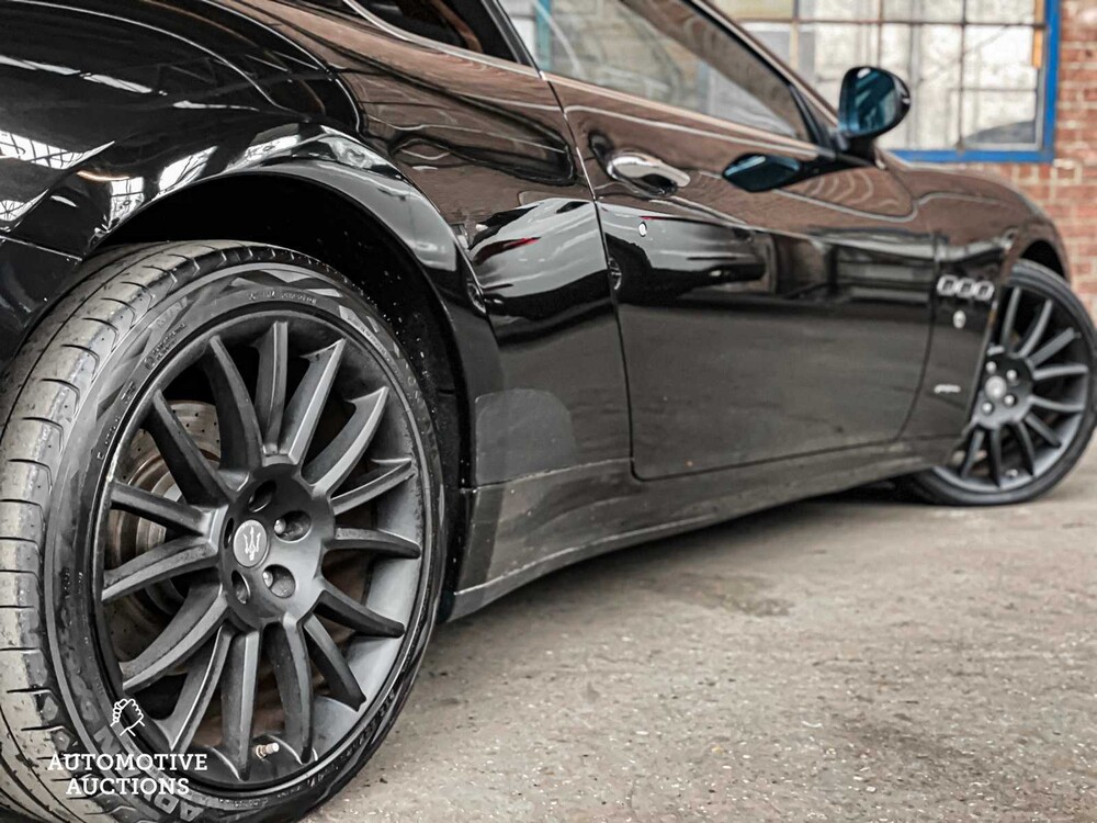 Maserati GranTurismo S 4.7 V8 440hp 2010