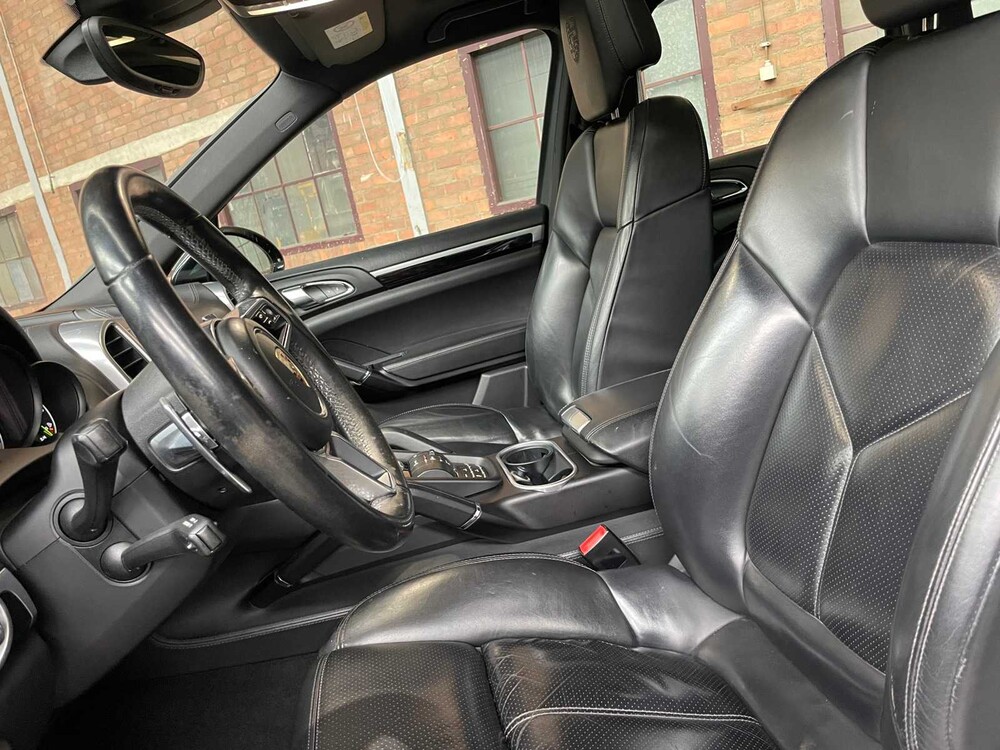 Porsche Cayenne S E-Hybrid 3.0 V6 416hp 2015