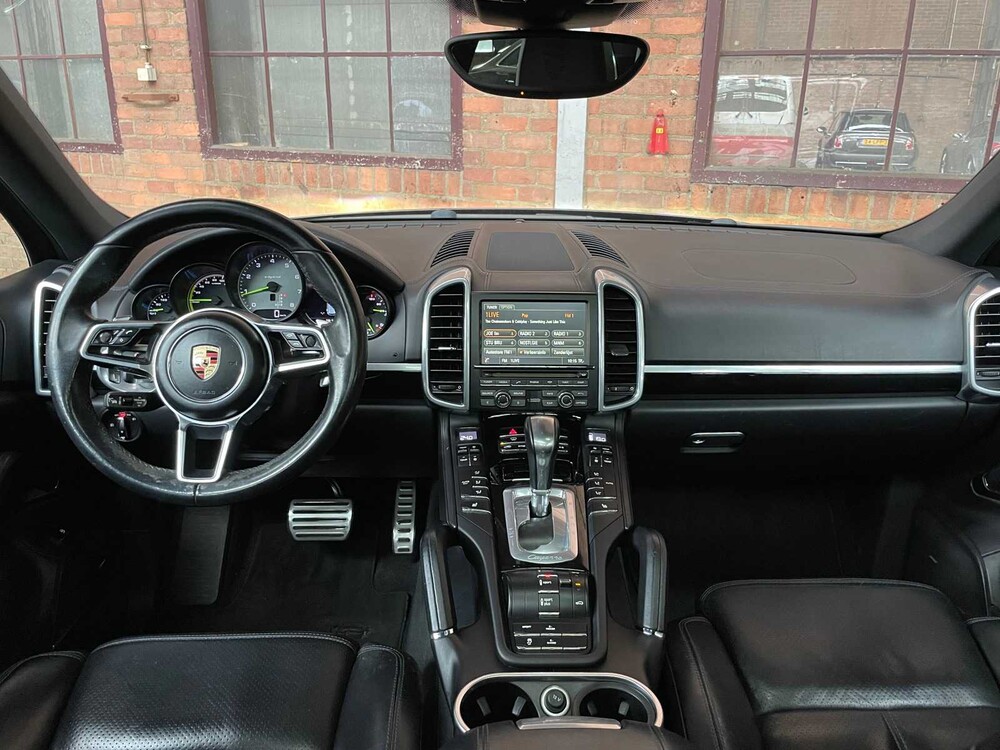 Porsche Cayenne S E-Hybrid 3.0 V6 416hp 2015